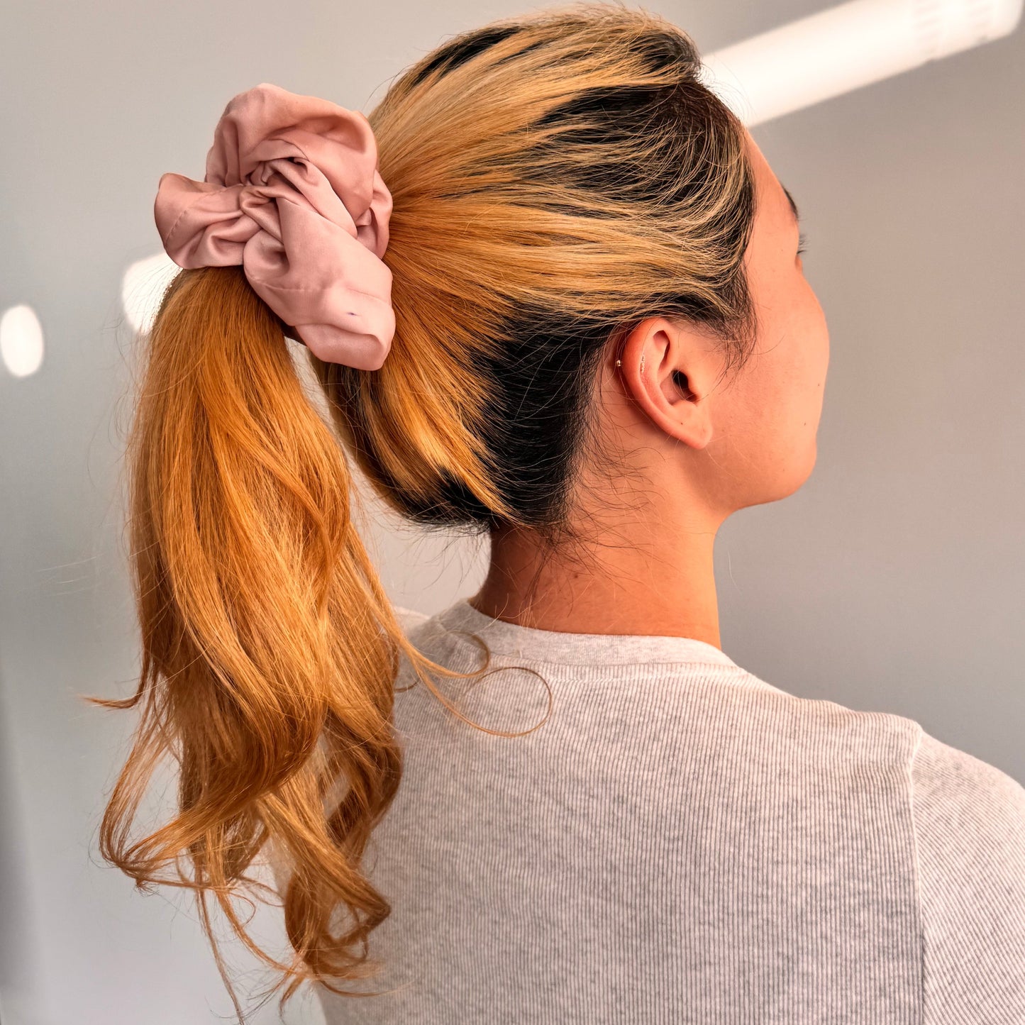 Oversized Areum Satin Scrunchie