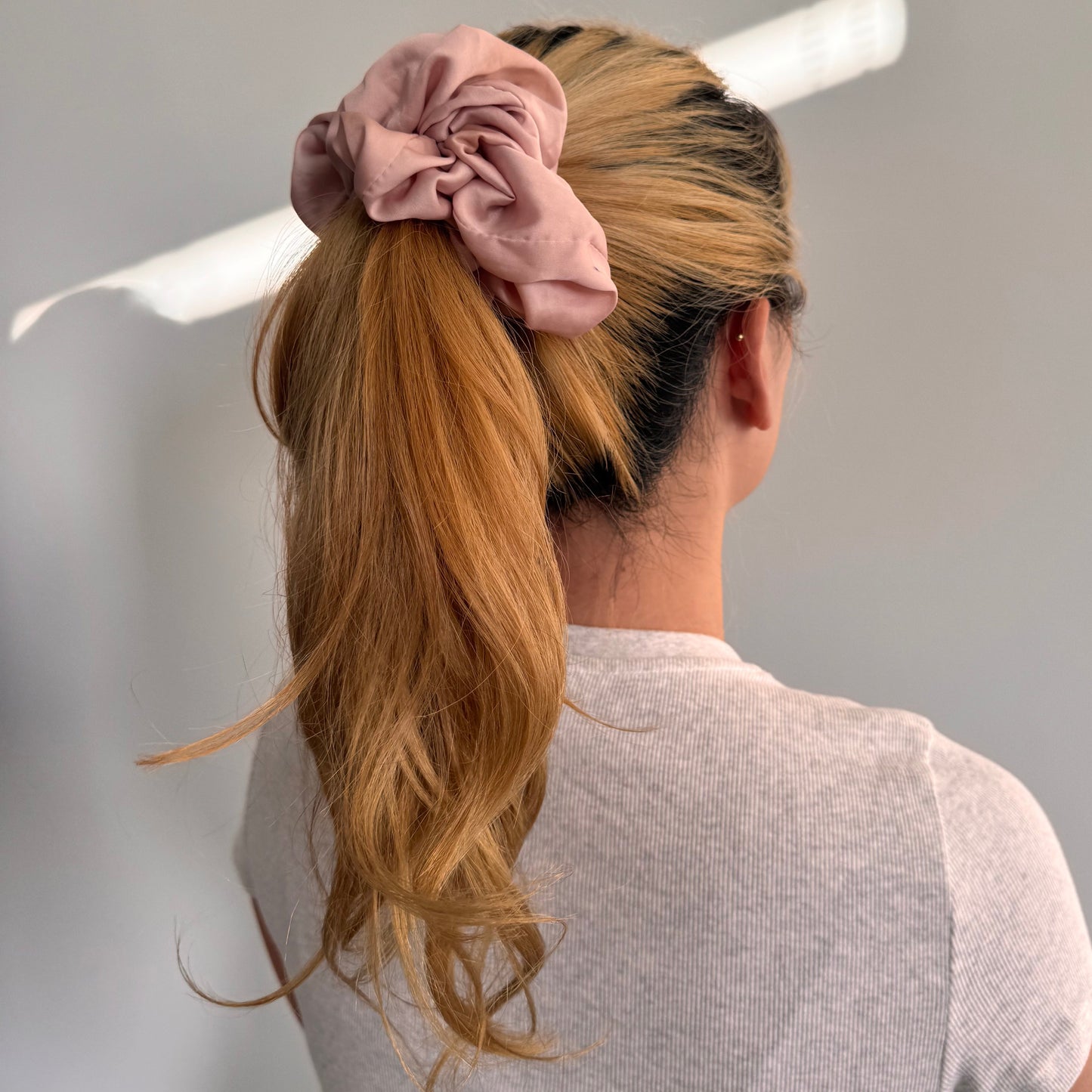 Oversized Areum Satin Scrunchie