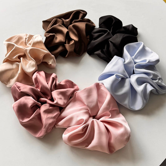 Oversized Areum Satin Scrunchie